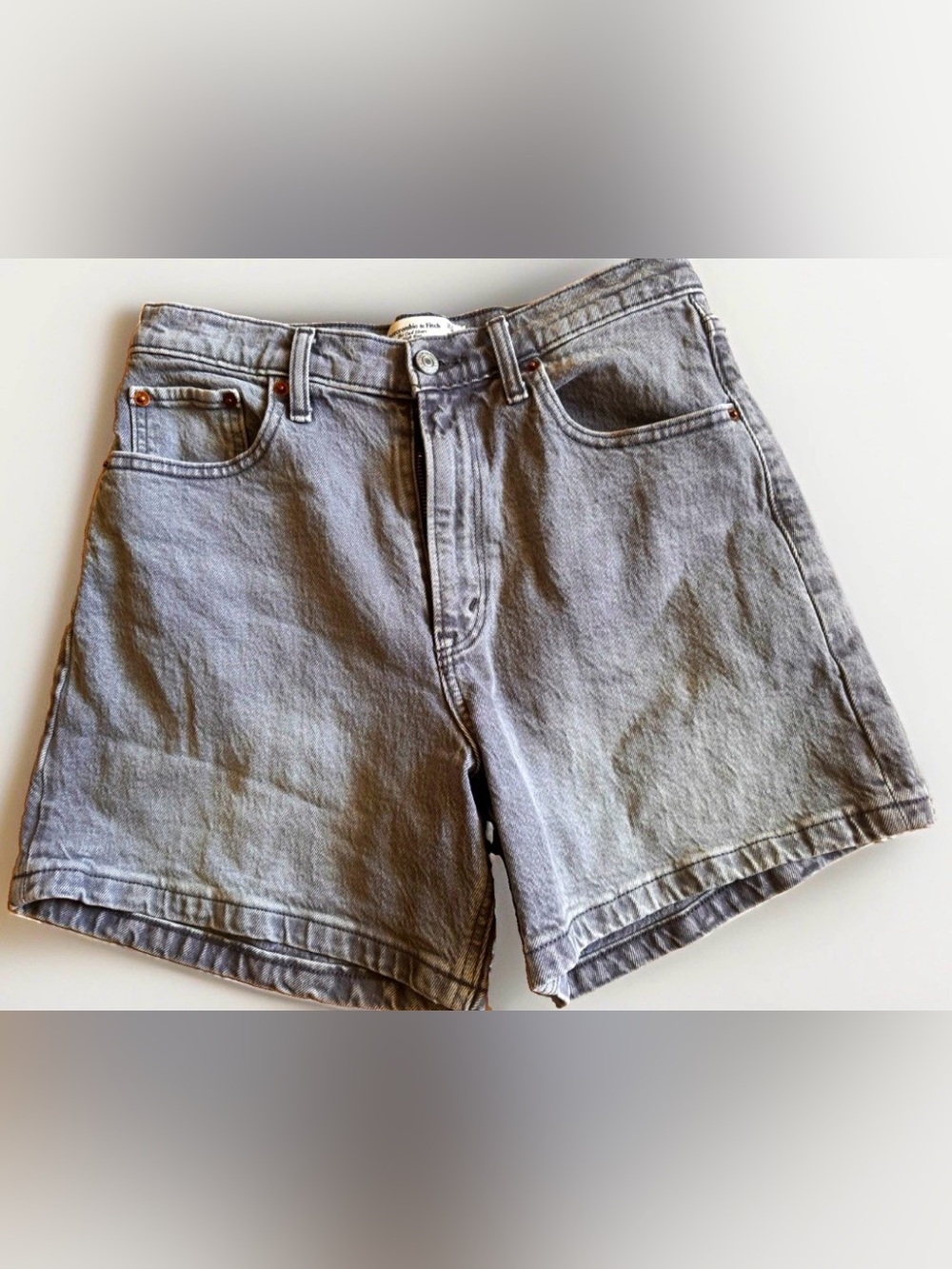 Abercrombie & Fitch Light Gray Denim the dad Shorts high rise